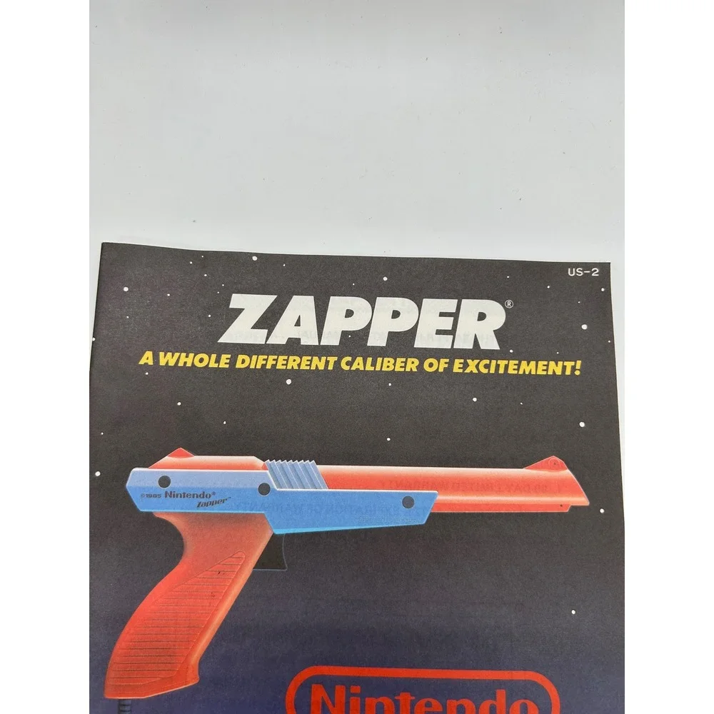 Nintendo NES Zapper Light Gun Instruction Manual US-2 Original 1989 Vintage